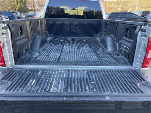 Used 2022 Ford F150 XLT image 14