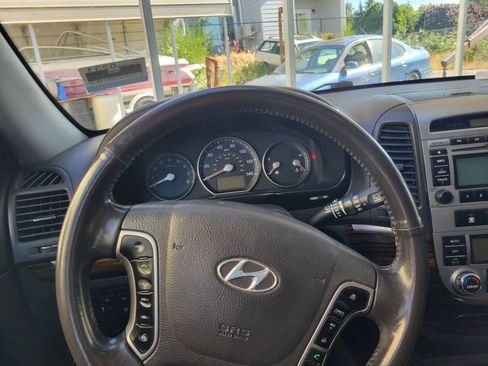Used 2011 Hyundai Santa Fe Limited AWD/4WD image 9