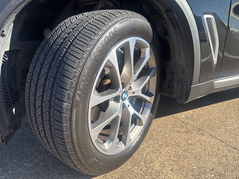 Used 2022 BMW X5 sDrive40i w/ Parking Assistance Package image 11