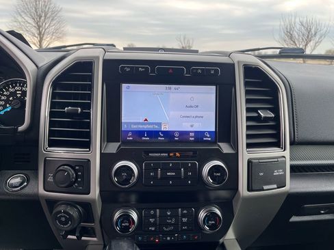 Used 2020 Ford F150 Lariat w/ Equipment Group 502A Luxury image 18