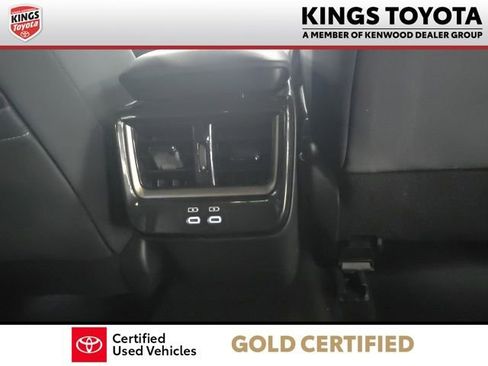 Certified 2024 Toyota Crown AWD/4WD image 10