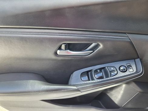 Used 2024 Nissan Sentra SV FWD image 20