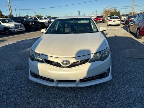 Used 2014 Toyota Camry SE image 6