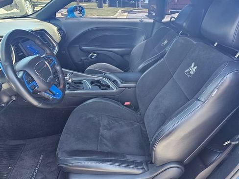 Used 2016 Dodge Challenger R/T Scat Pack RWD image 15
