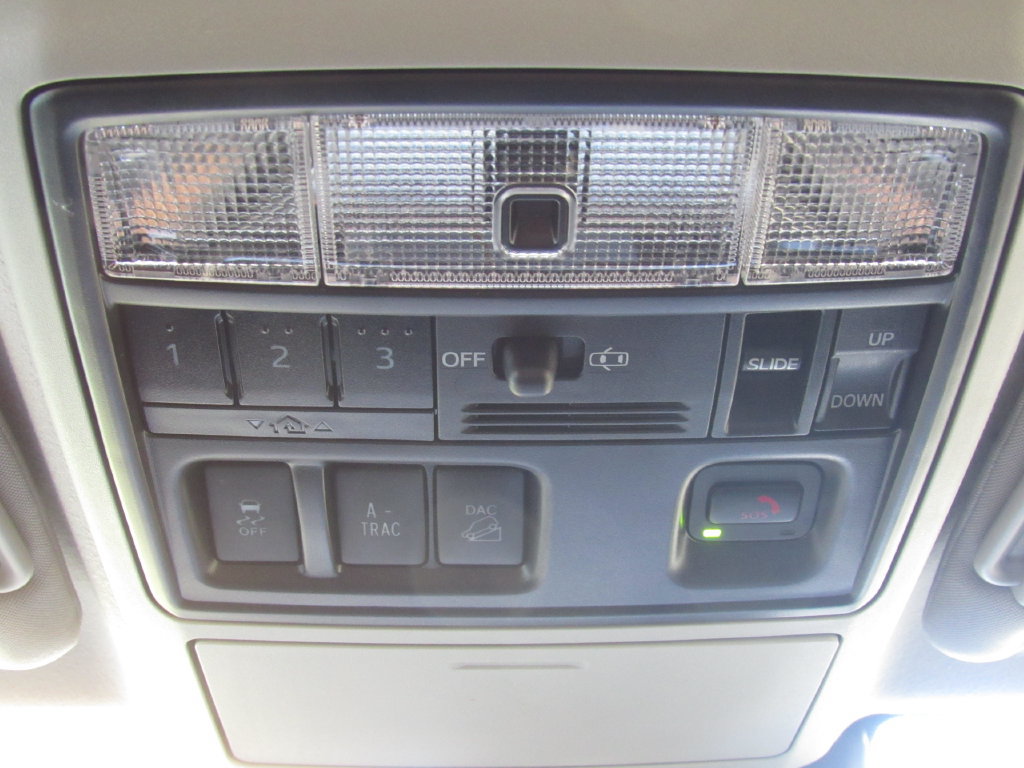 Used 2023 Toyota 4Runner Limited AWD/4WD image 27