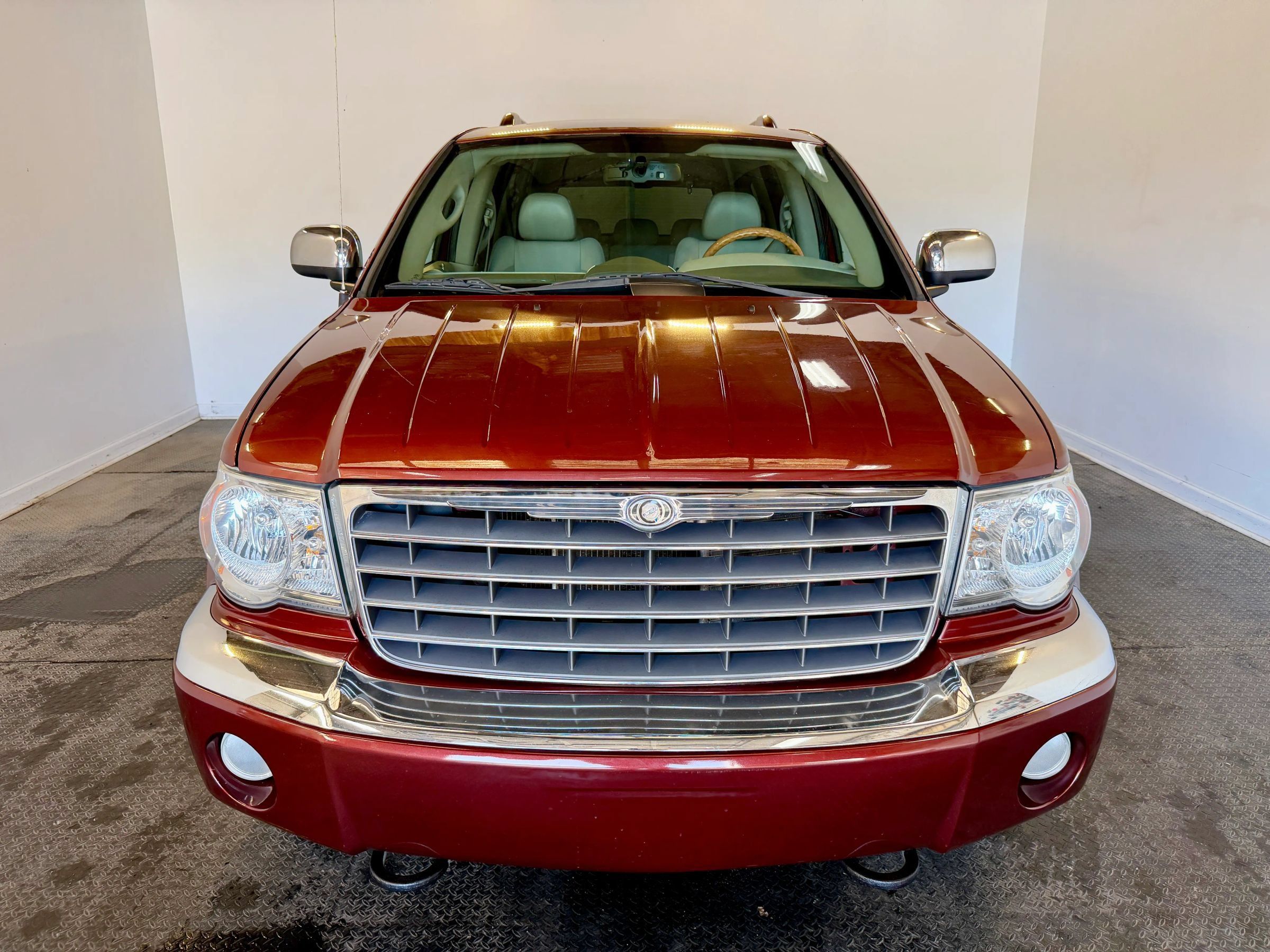 Used 2008 Chrysler Aspen Limited AWD/4WD image 3