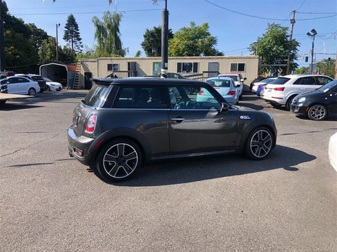 Used 2011 MINI Cooper S FWD image 2