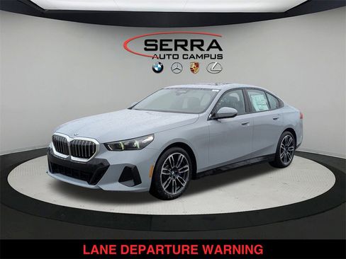 New 2026 BMW 530i xDrive w/ M Sport Package image 7