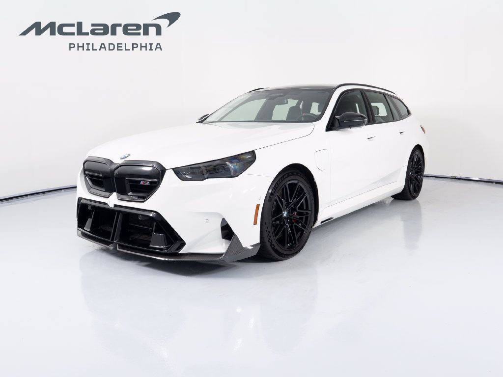 Used 2026 BMW M5 Touring w/ M Driver's Package AWD/4WD image 1