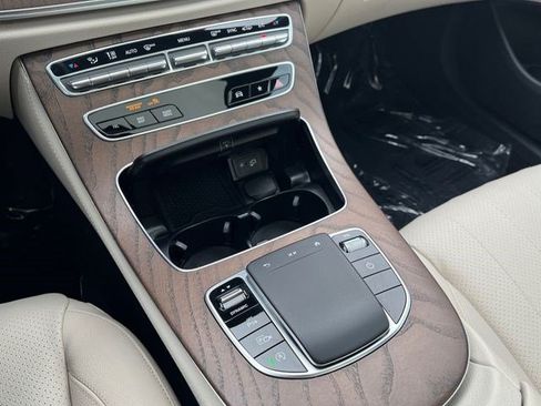 Used 2023 Mercedes-Benz E 350 Sedan image 24