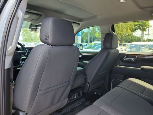 Used 2023 Chevrolet Silverado 1500 RST AWD/4WD image 14
