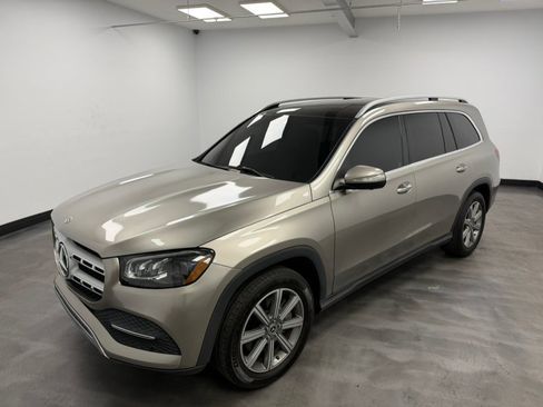 Used 2022 Mercedes-Benz GLS 450 4MATIC image 3