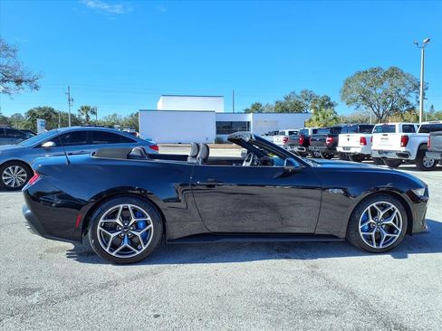 Used 2024 Ford Mustang GT Premium w/ GT Performance Package image 8