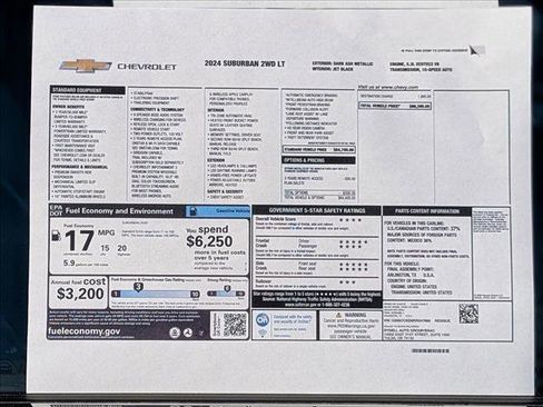 Used 2024 Chevrolet Suburban LT image 28