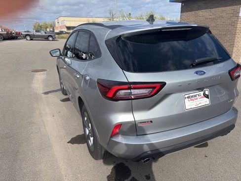 Used 2024 Ford Escape ST-Line image 8
