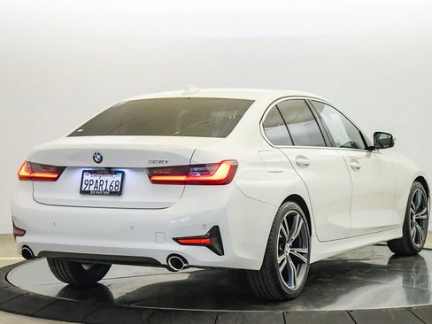 Used 2022 BMW 330i Sedan w/ Driving Assistance Package RWD image 5