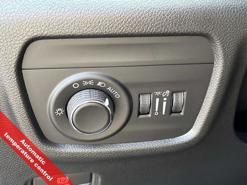 New 2025 Jeep Grand Cherokee L Altitude image 20