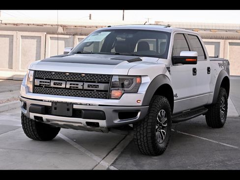 Used 2014 Ford F150 Raptor w/ Equipment Group 801A Luxury AWD/4WD image 1