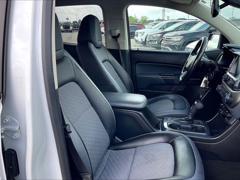 Used 2017 Chevrolet Colorado Z71 image 30