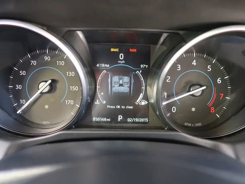 Used 2017 Jaguar XF Prestige image 38