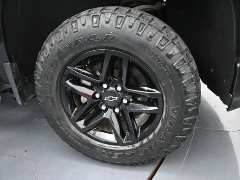 Used 2022 Chevrolet Silverado 1500 Custom Trail Boss w/ Safety Confidence Package AWD/4WD image 46
