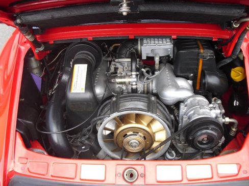 Used 1988 Porsche 911 Carrera RWD image 19
