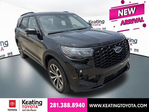 Used 2025 Ford Explorer ST-Line AWD/4WD image 1