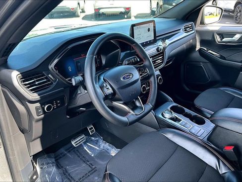 Used 2024 Ford Escape ST-Line AWD/4WD image 14