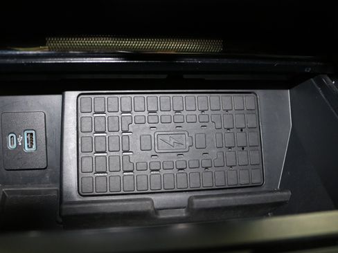 Used 2023 Ford F150 Platinum w/ Equipment Group 701A High image 24