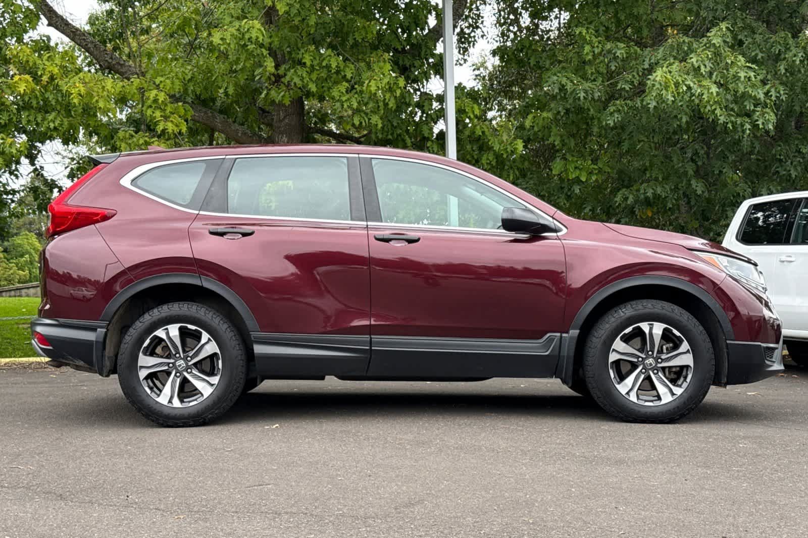 Used 2018 Honda CR-V LX image 8