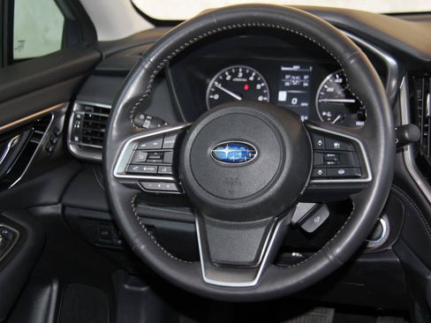 Used 2025 Subaru Outback Touring XT AWD/4WD image 11