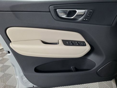 Used 2026 Volvo XC60 B5 Plus w/ Protection Package Premier image 19