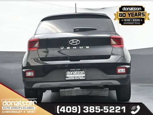 Used 2023 Hyundai Venue SEL w/ Cargo Package FWD image 16