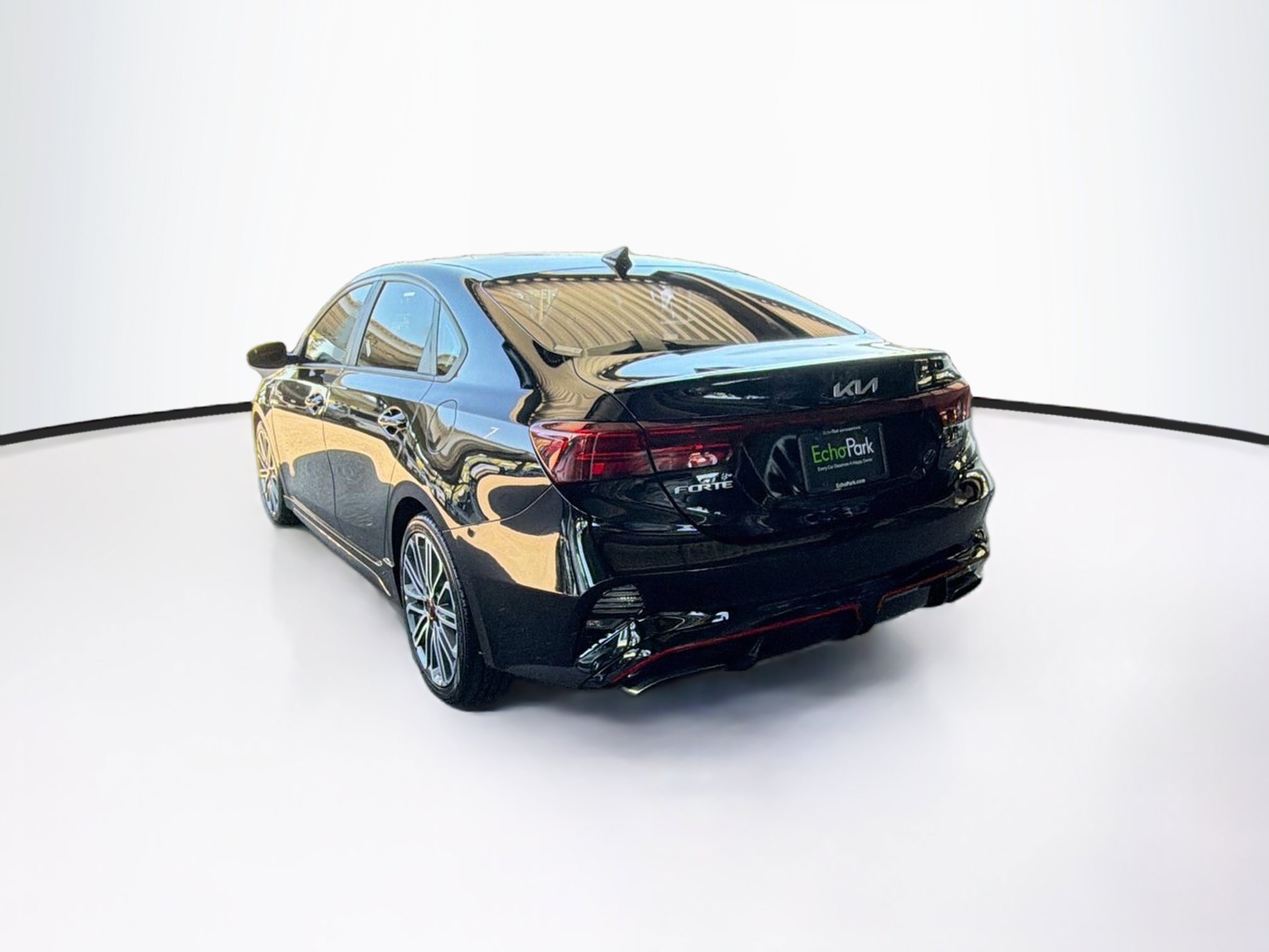 Used 2022 Kia Forte GT FWD image 5