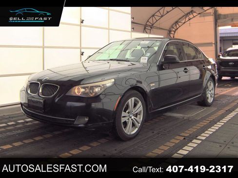 Used 2010 BMW 528i xDrive Sedan w/ Premium Pkg image 1