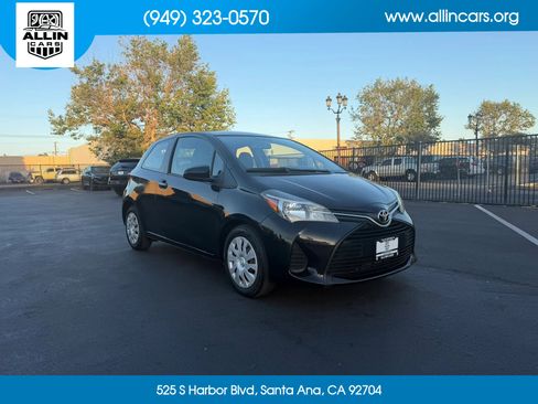 Used 2015 Toyota Yaris L FWD image 3