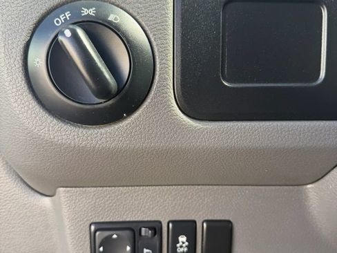 Used 2015 Nissan NV 3500 S w/ Power Basic Package RWD image 23