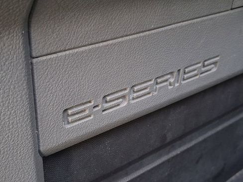 Used 2011 Ford E-350 and Econoline 350 Super Duty RWD image 13