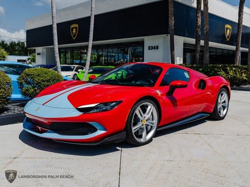 Used 2023 Ferrari 296 GTS RWD image 2