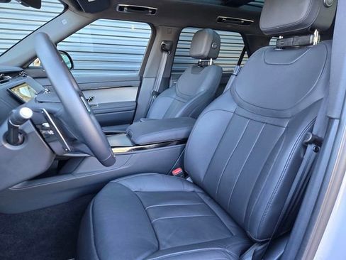 Used 2025 Land Rover Range Rover Sport S image 20