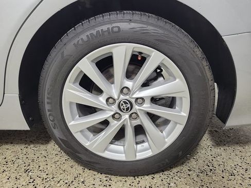 Used 2023 Toyota Camry LE FWD image 8