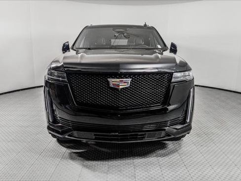 Used 2023 Cadillac Escalade ESV Sport AWD/4WD image 12