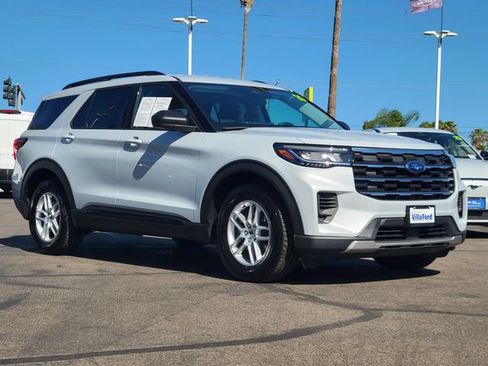 Used 2026 Ford Explorer Active RWD image 32