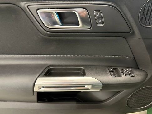 Used 2022 Ford Mustang GT w/ Equipment Group 301A image 11