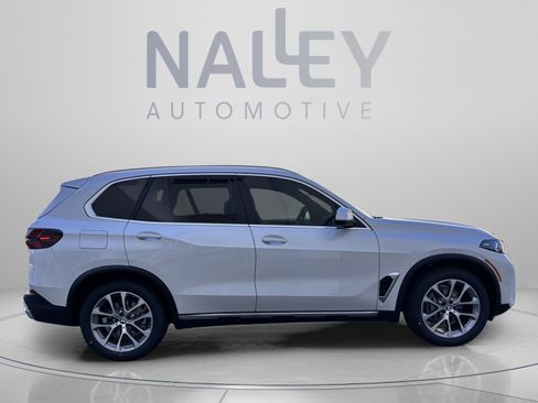 Used 2026 BMW X5 sDrive40i w/ Premium Package RWD image 5