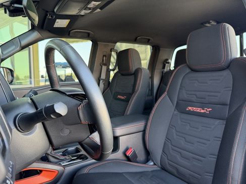 Used 2024 Nissan Frontier Pro-X w/ Technology Package RWD image 36