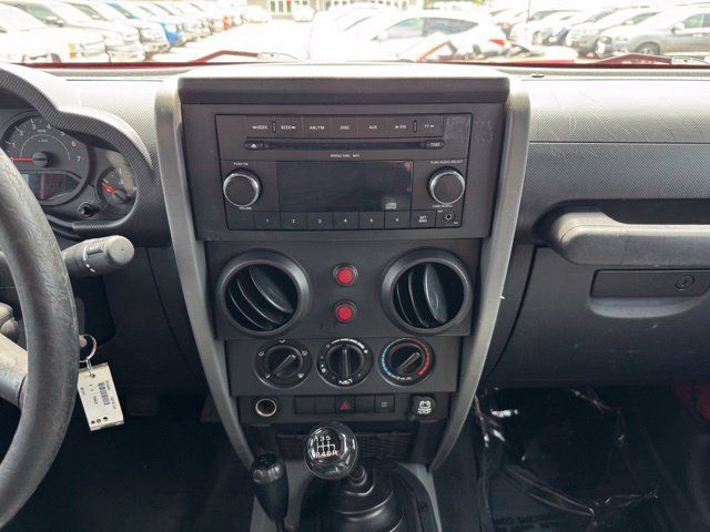 Used 2009 Jeep Wrangler X AWD/4WD image 2