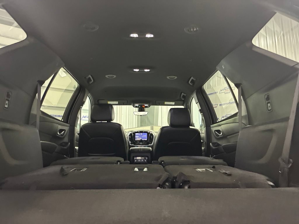 Used 2022 Chevrolet Traverse RS w/ LPO, Floor Liner Package FWD image 45