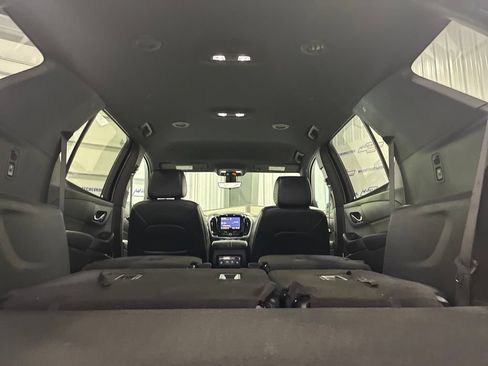 Used 2022 Chevrolet Traverse RS w/ LPO, Floor Liner Package FWD image 45