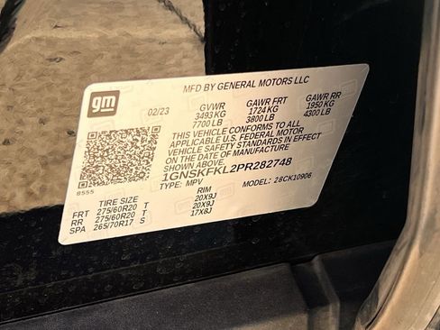 Used 2023 Chevrolet Suburban Premier w/ Advanced Technology Package image 35